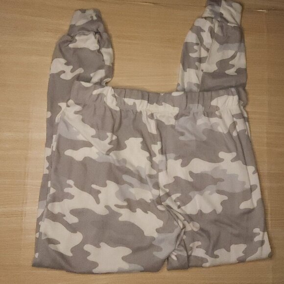 Wandering Dreams Grey Cream Camouflage Lounge Jogger Pants Medium - Picture 2 of 7